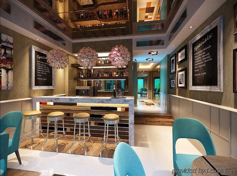 Collage Taksim Hotel Istanboel Restaurant foto